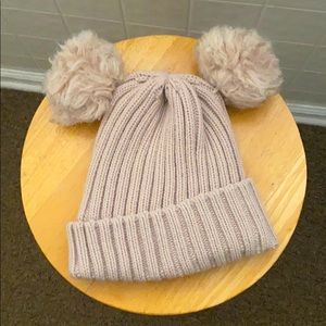 Beige double pom knit beenie